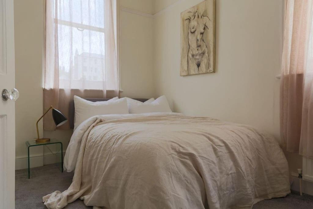 Stylish Mansion - Seaviews - Free Parking Appartement Hove